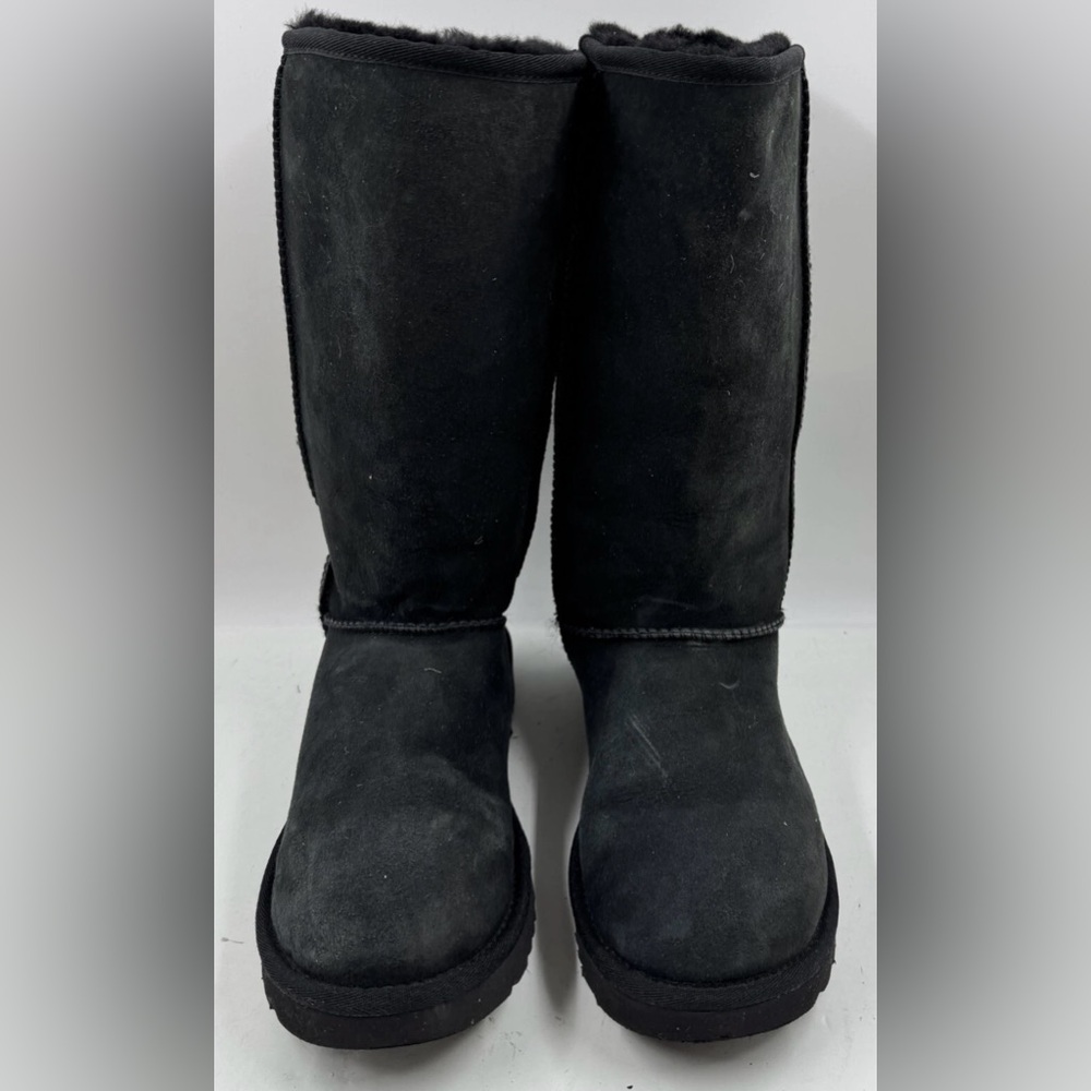 UGG Australia Tall Black Y2K 
Suede Mid Calf Sheepskin Round Boots 5815 sz 9.